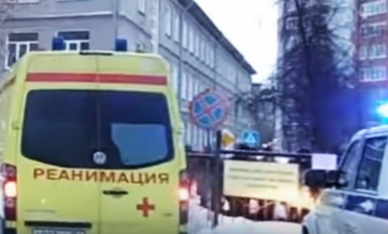 Dojave o bombama u ruskim bolnicama i školama. Tisuće evakuirane